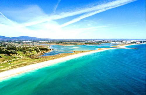 WOW Front Beach View, 150 m to Beach, WIFI - Foto 1