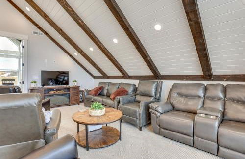 Mtn and Lake Views Family Retreat in Garden City! - Foto 14