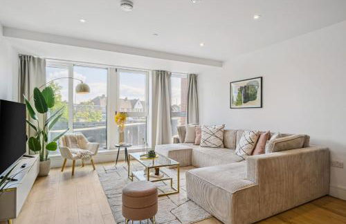 Luxury Apartment - West Wimbledon with Cinema & Game Room, Gym, Parking - Foto 2