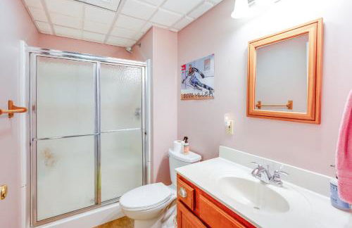 Burke Mountain Vacation Rental Ski-InandSki-Out! - Foto 21