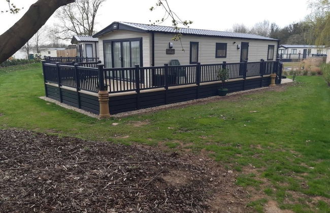 1 Bed Lodge Sleeps 4 - Pet Welcome - Fireplace - Foto 9