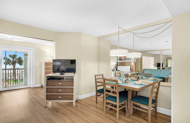 Destin Holiday Beach Resort - Photo 56