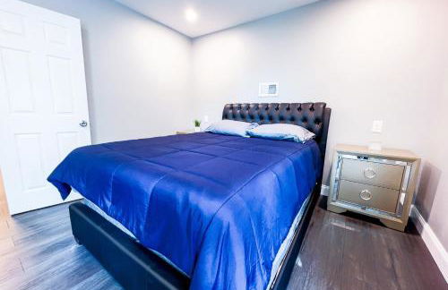 Perfect 6BR Stay Near Niagara Falls & Attractions - Foto 34