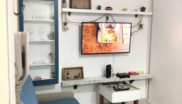 Apto em Santos com AR e Wi-Fi na rua da praia - Foto 2