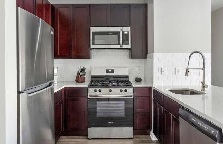 Landing Modern 2BD Pool Clubhouse - Foto 6