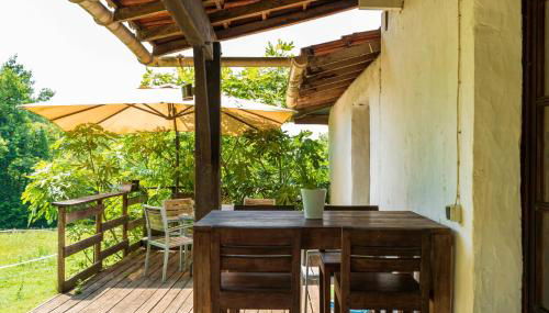 Lou Tapata - Photo 4