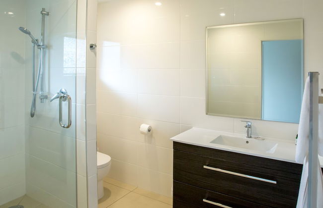 Onetangi Beach Apartments - Photo 51