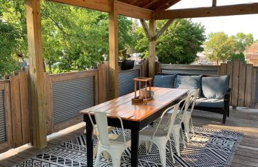 THE LOFT 3 level urban cabin with a HUGE patio! - Foto 42