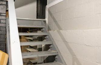 Euclid Near Lake Erie Cleveland king bed - Foto 36