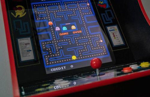 Just Like Home #6: Norman: It's Game Time (campus) - Foto 6