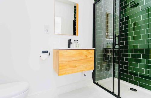 Luxury Ocean Playroom SEA SALT CHALET - Photo 9