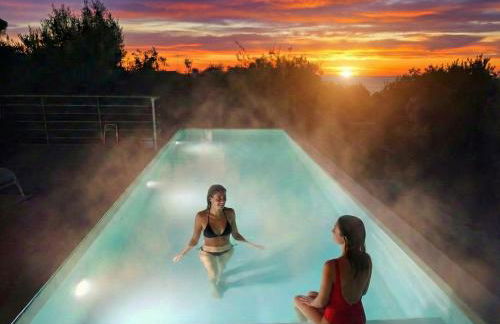 Panoramic Villa with Heated Pool & Whirlpool, WI-FI, Garden - Beach Side - 200mt from the sea - Foto 1