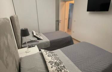 Molly’s Home - Photo 6