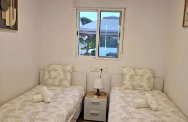 Elviria beach apartment in Marbella - Photo 11