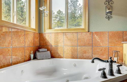 Secluded & Spacious Mountain Getaway - Foto 34