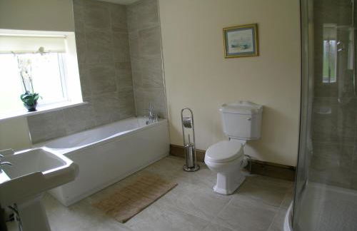 Fallow House - Photo 6