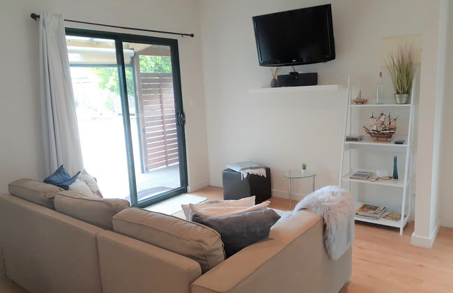 Boat Haven Studios - Photo 11