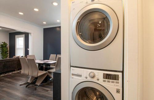 Fully-stocked Kitchen, AC, WiFi, WD, Near Baseball and Downtown - Foto 17