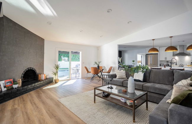 Grayhawk by Avantstay Modern Home w/ Pool, Hot Tub, Bocce, Fire Pit, Pool Table, Putt-putt & Putting Green - Foto 20