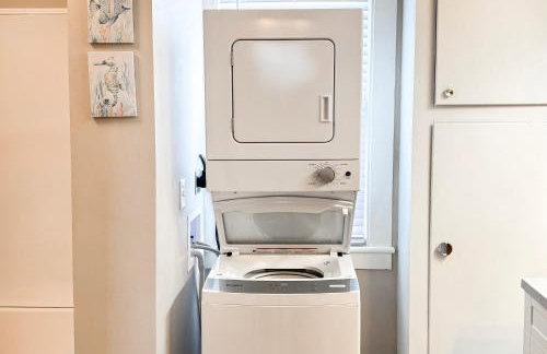 1 Mi to Water and Dtwn Lake Erie Family Getaway - Photo 2