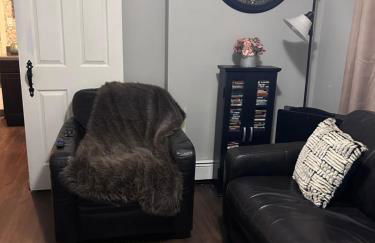 The Layover Lounge - Foto 11