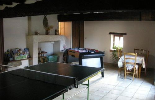 Maison rustique avec salle de jeux, jardin, 5 chambres près du Zoo de Beauval - FR-1-591-34 - Photo 6