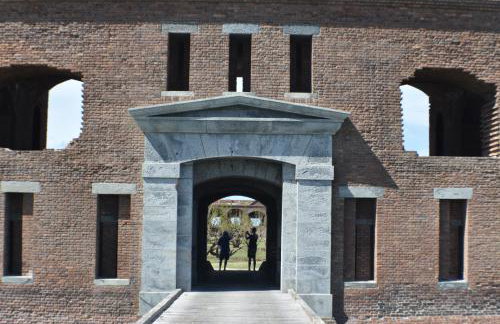 Pelican's Roost, Waterfront comfort at Venture Out - Foto 66