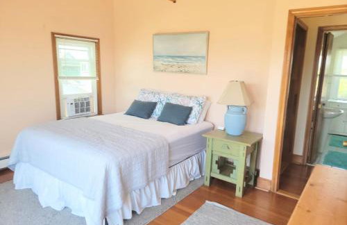2 Bedroom Matunuck Beach House, 1 Block from Ocean - Foto 5