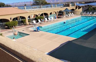 55 Plus 2-bedroom, 2-bathroom Townhouse in The Springs at Santa Rita - Foto 50