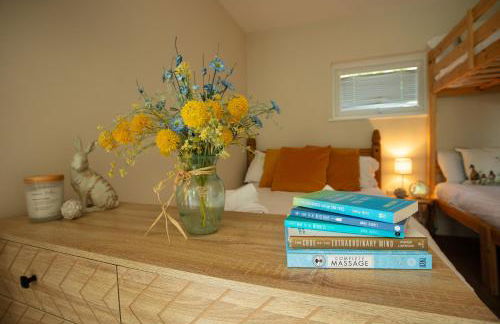 Luxury Silver Birch Lodge: Hot Tub/BBQ/Fire Pit - Foto 18