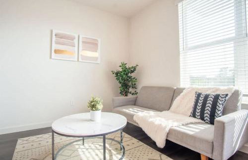 Boulevard Stays Comfortable 1BR Suite w Pool Parking Gym 05 - Foto 11