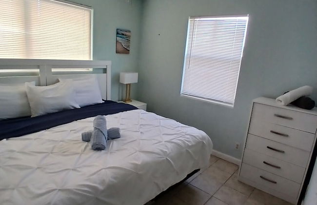 4BR 2BA Near Beach Perfect For Familes - Foto 12