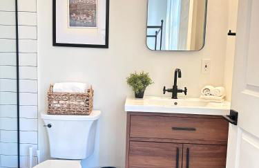 Winter living, Downtown 1BR Apt with kitchen and laundry, Near Convention Center and PPAC - Foto 15