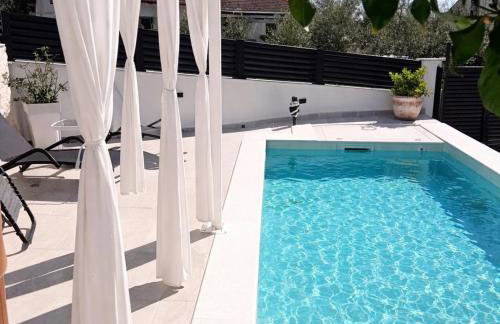 Villa Roko - Luxury Villa 60m from beach! - Photo 1