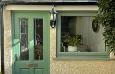 Cozy 3-Bed Cottage with Hot Tub - Foto 4