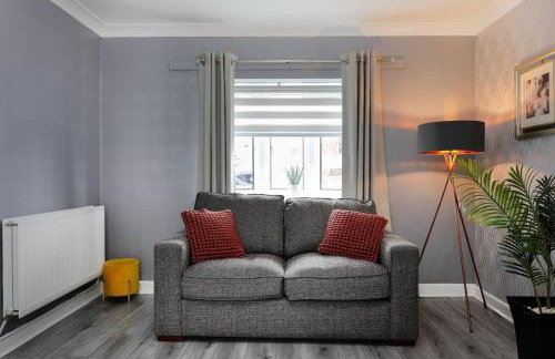 Comfy stays, Rotherham for contractors & Families, spacious, conservatory, free parking, wifi, 3BDR - Foto 25