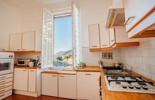 Elegance on the Sea - with wifi 200 meters from the sea - Photo 5