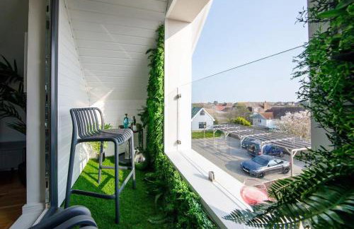 Luxury Penthouse ~ Super King Bed 5 min to Beach - Foto 4