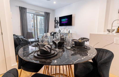 Cozy Brooklyn Getaway with Balcony - Foto 9