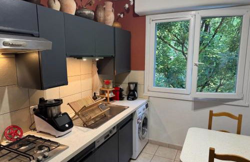 Apartment in the city - exceptional view - Photo 7