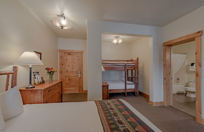 Cowboy Village Resort - Foto 15