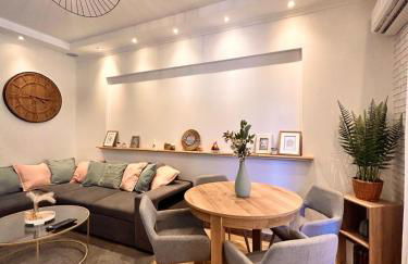 Near Port & City - Private Parking & Breakfast - Full apartment - Photo 8