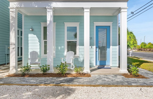 Spectacular 3br 4ba w/ Private Pool, 2 Min Walk to Beach - Sleeps 15! - Foto 56