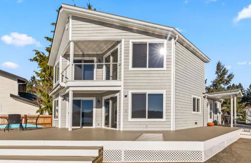 Belfair Beach House - Photo 1