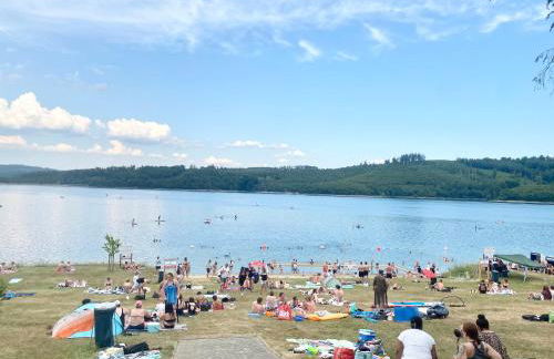 Premium Zuhause - Seeblick, Balkon, Pool & Seepromonade - Foto 3