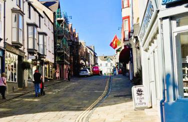 Characterful 2 bed within Conwy Walls - Foto 16