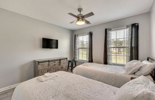 Pet-Friendly Retreat with Patio in Bolivia! - Foto 21