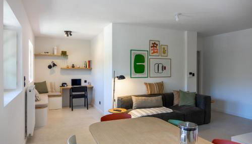 Appartement Design classé 3 étoiles avec Terrasse & Parking Privé - Hyper Centre Orléans - Foto 2