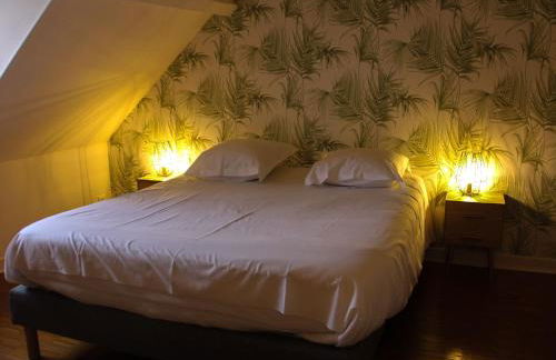 Gîte haut de gamme près de l'Abbaye de Noirlac - Séjour tout confort avec jardin et terrasses - FR-1-586-13 - Foto 10