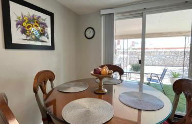 Cozy Townhome 5 Min to Airport - Foto 14